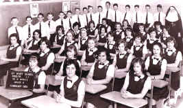 1964-8th-grade-class-pic.jpg (166010 bytes)